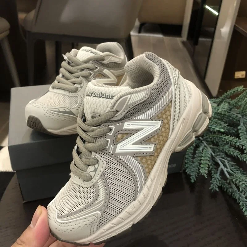 FlexibleFit NEW BALANCE SHOES 30054