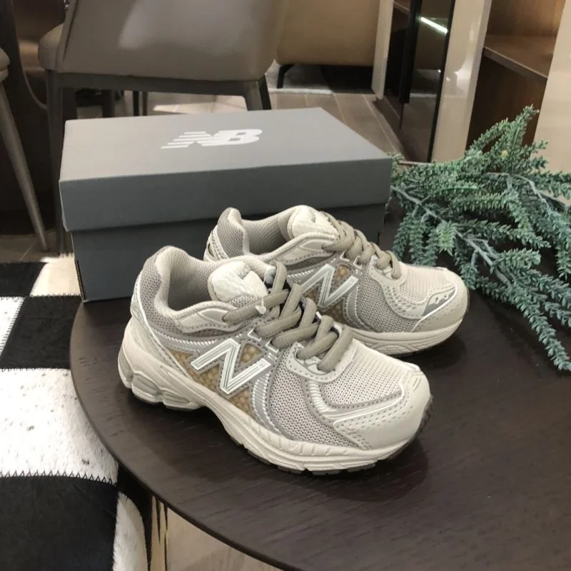 FlexibleFit NEW BALANCE SHOES 30054