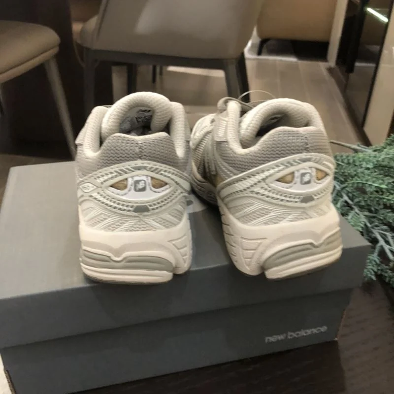 FlexibleFit NEW BALANCE SHOES 30054