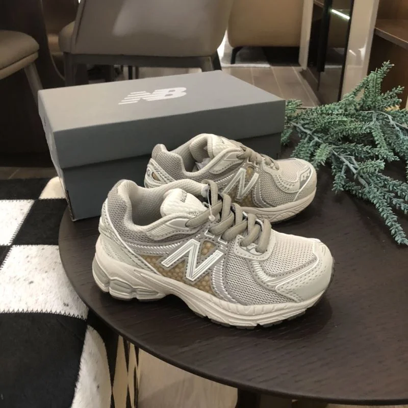 FlexibleFit NEW BALANCE SHOES 30054