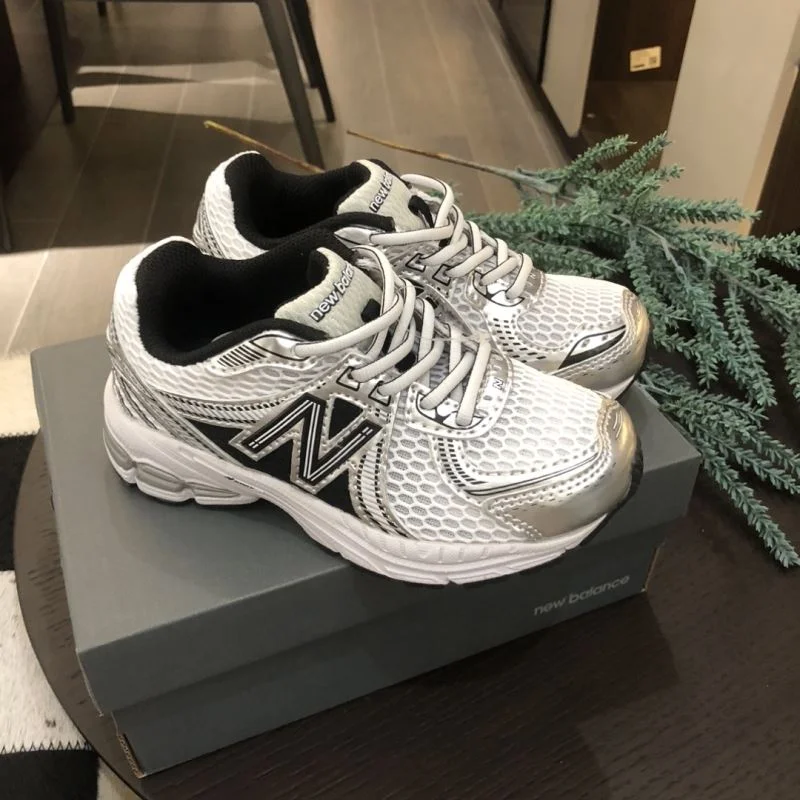 NEW BALANCE SHOES ComfortFit 30048