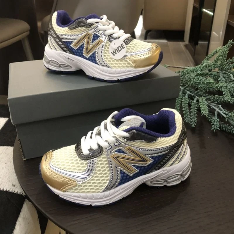 Cozy NEW BALANCE SHOES 30052