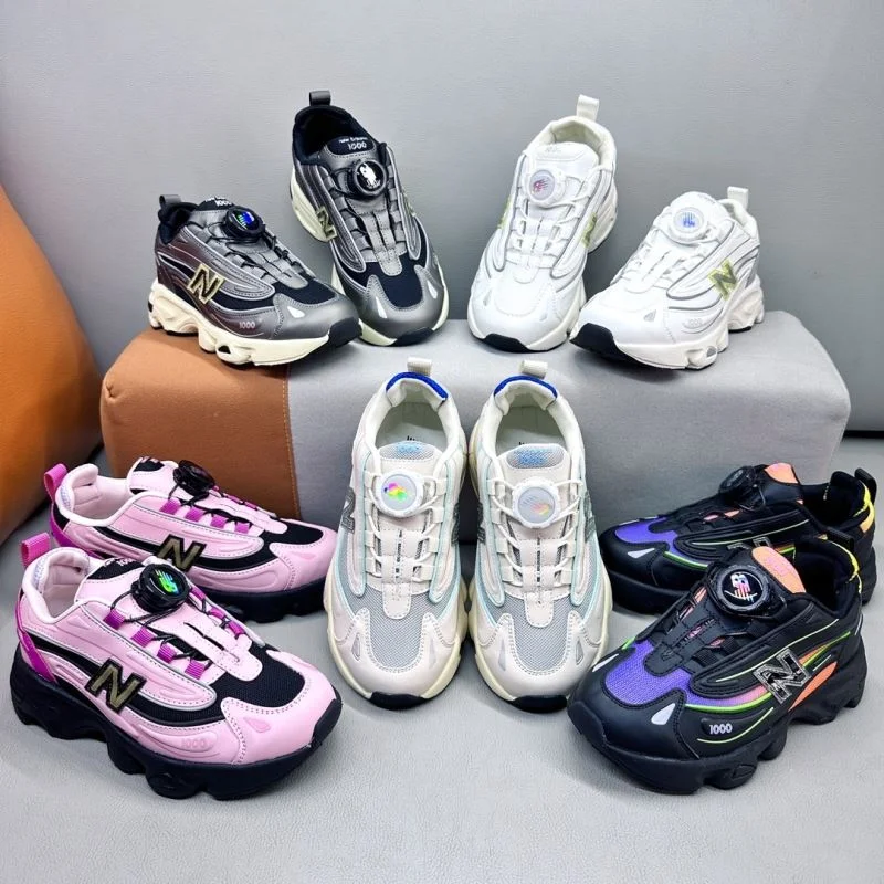 Neat NEW BALANCE SHOES 28520