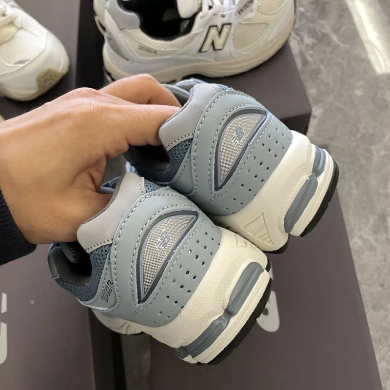 Youthful NEW BALANCE SHOES 28771