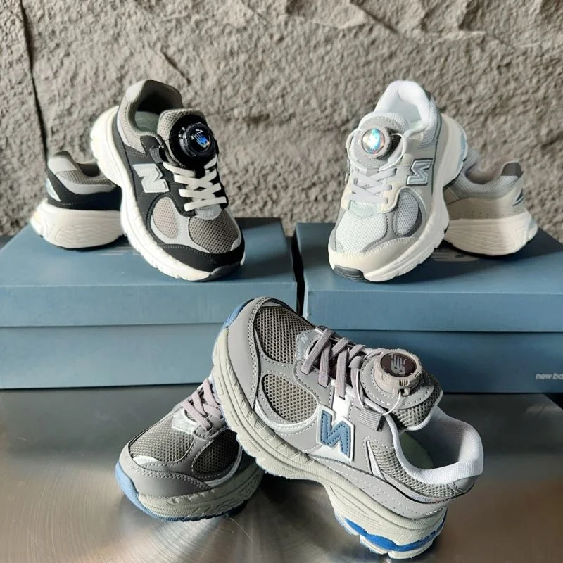 Sporty NEW BALANCE SHOES 28762