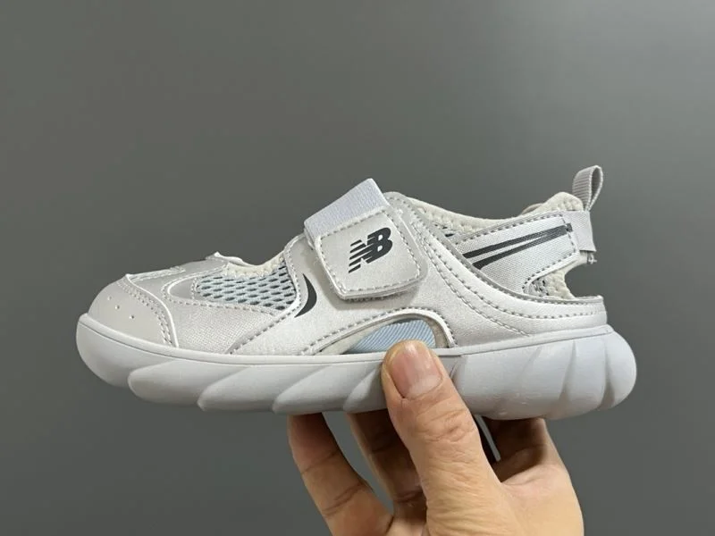 NEW BALANCE SHOES Flexible 28720