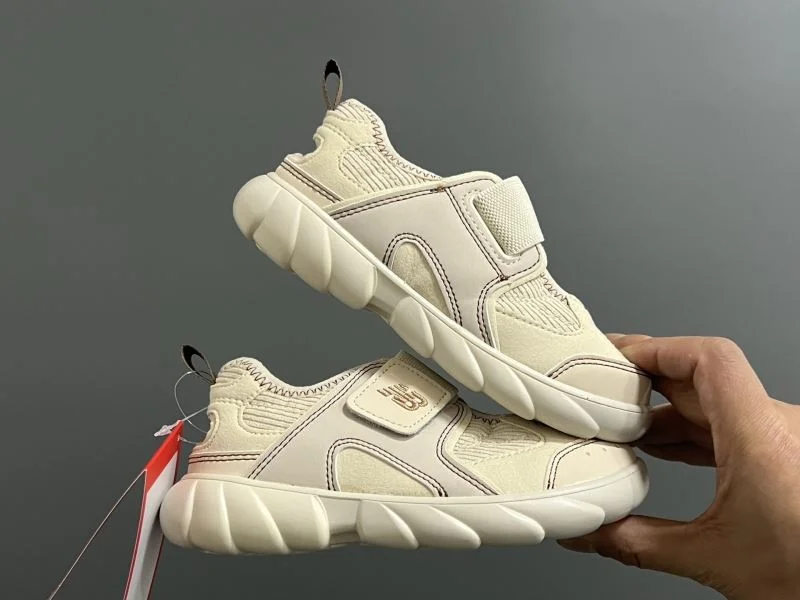 NEW BALANCE SHOES Versatile 28735