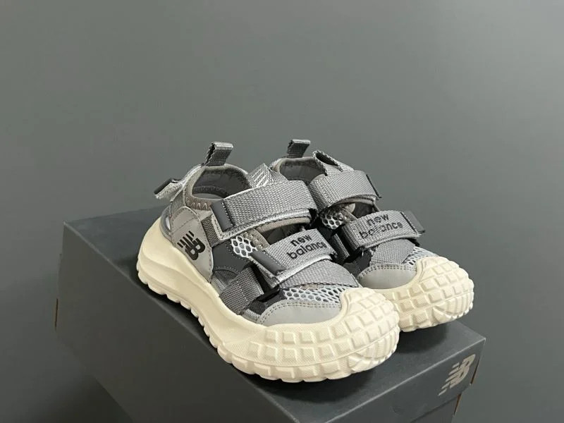 Premium NEW BALANCE SHOES 28692