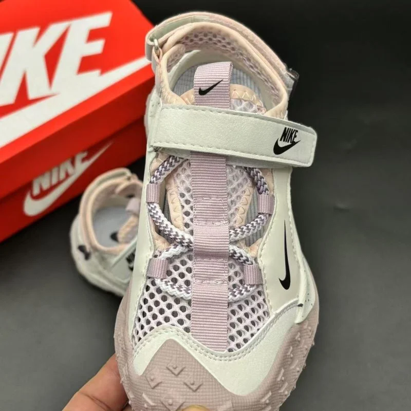 WellDesigned NIKE SHOES 29219
