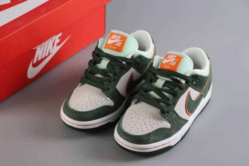 NIKE SHOES Comfortable 30023