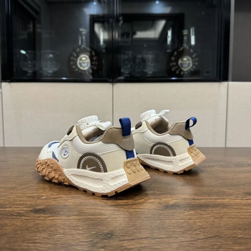 Flexible NIKE SHOES 30022