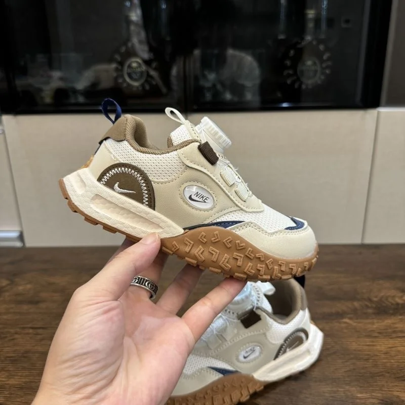 Flexible NIKE SHOES 30022
