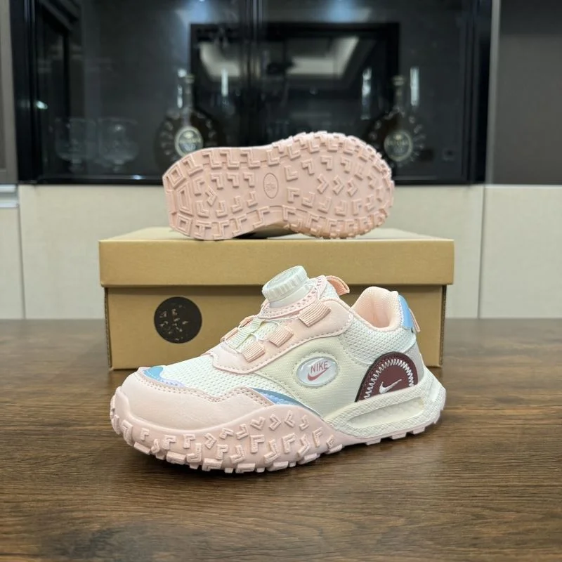 NIKE SHOES Thermal 30021