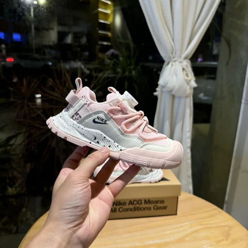 NIKE SHOES Sporty 30009