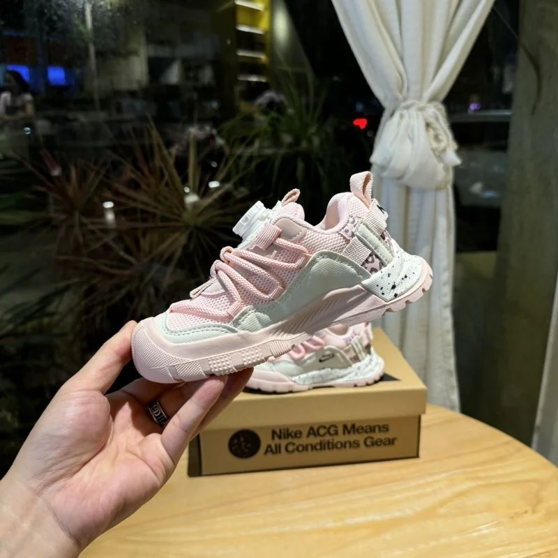 NIKE SHOES Sporty 30009