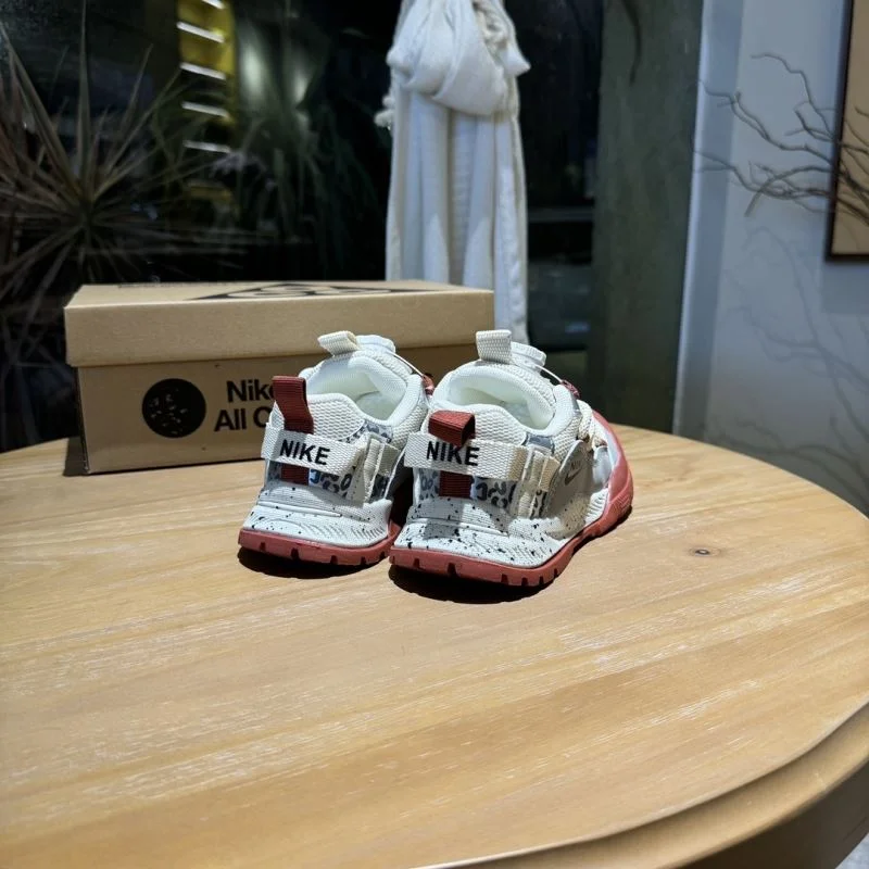 Bold NIKE SHOES 30010
