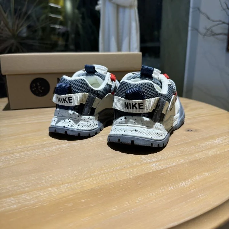 NIKE SHOES EyeCatching 30011