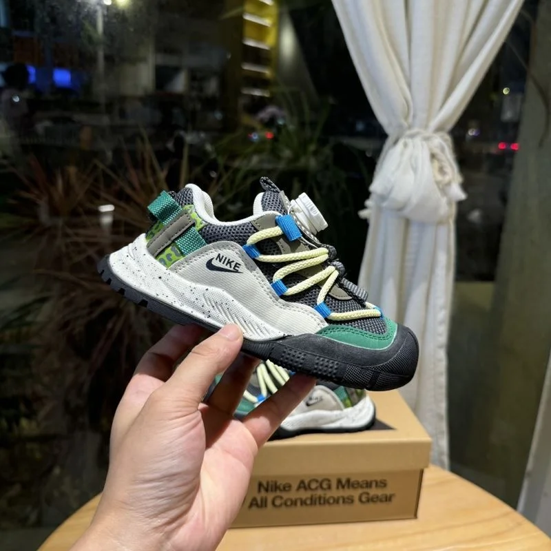 RelaxedFit NIKE SHOES 30014