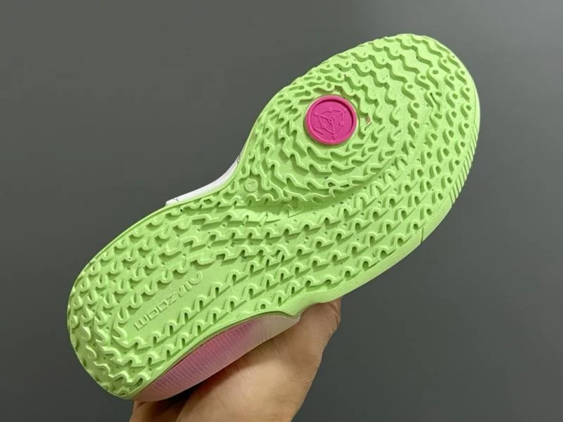 Resilient NIKE SHOES 28656