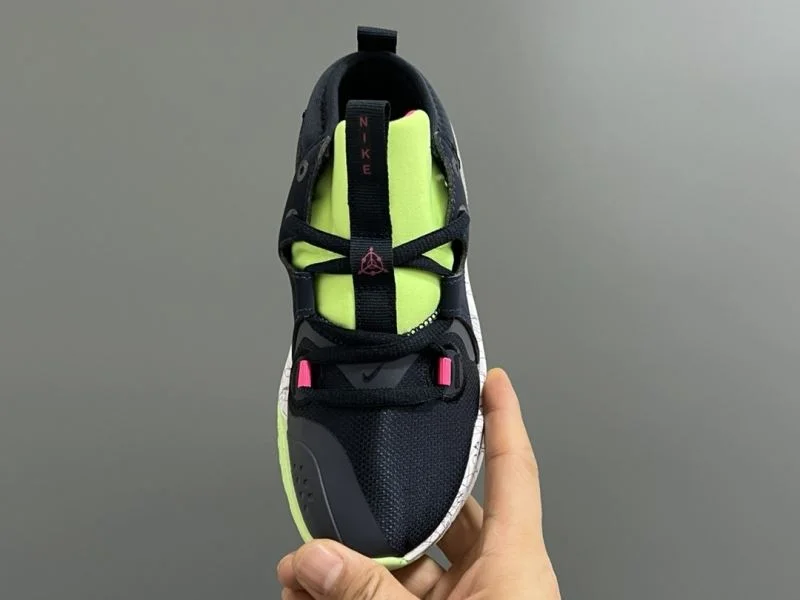 Resilient NIKE SHOES 28656