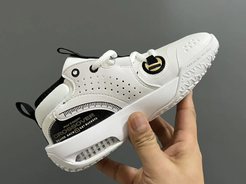 TimelessDesign NIKE SHOES 28645