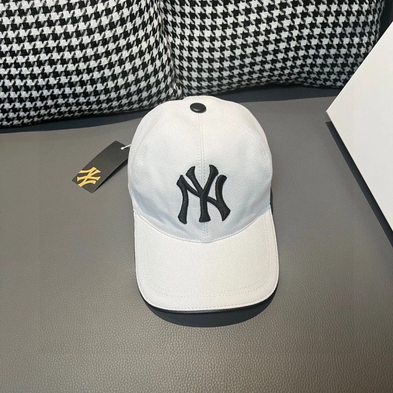 NY Caps Compact 261113