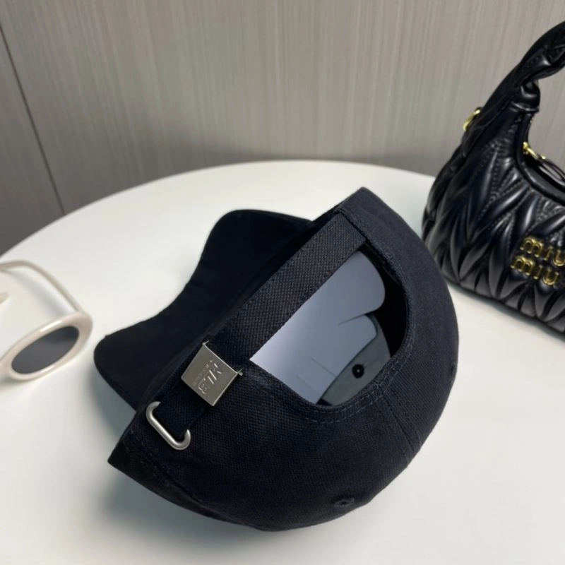 OnTrend NY Caps 261619