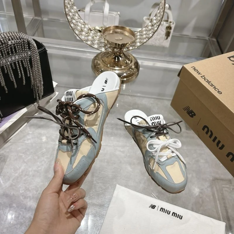 Youthful New Balance Sandals 9262