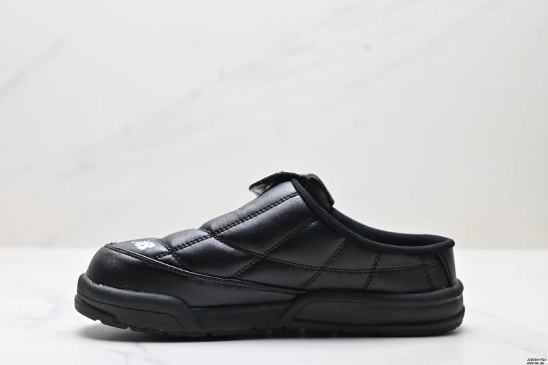 Breathable New Balance Sandals 2336