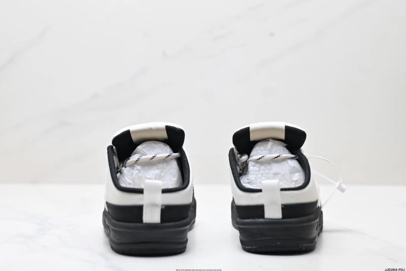 New Balance Sandals Vibrant 2264