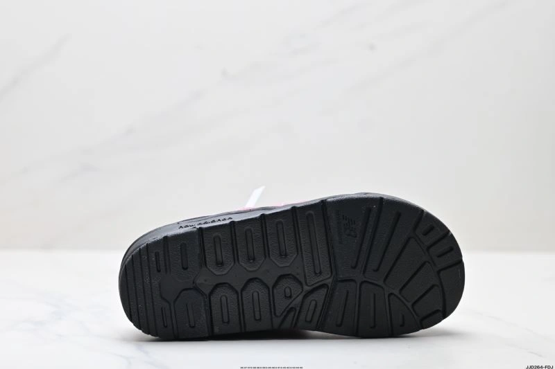 MultiPurpose New Balance Sandals 2259