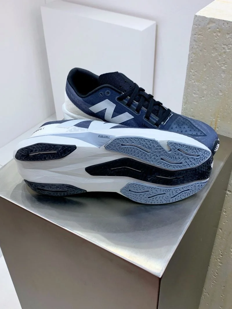 Attractive New Balance Shoes 4190