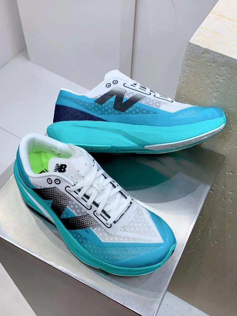 TimelessDesign New Balance Shoes 4199