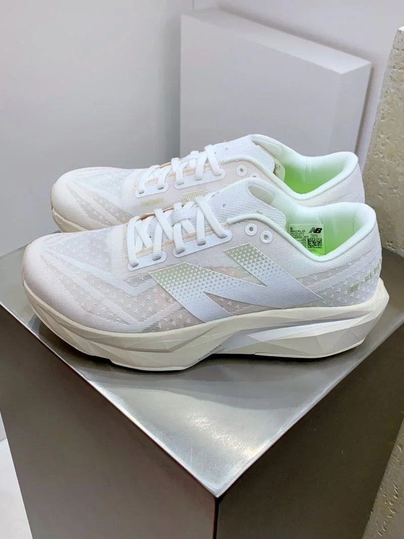 New Balance Shoes SportInspired 4186