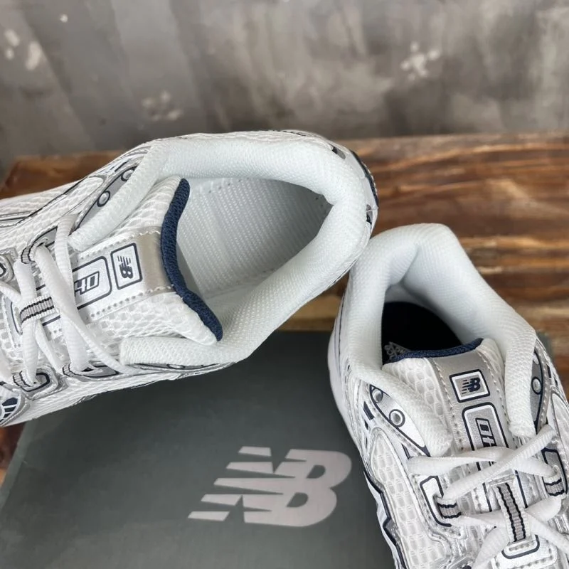Youthful New Balance Shoes 4167