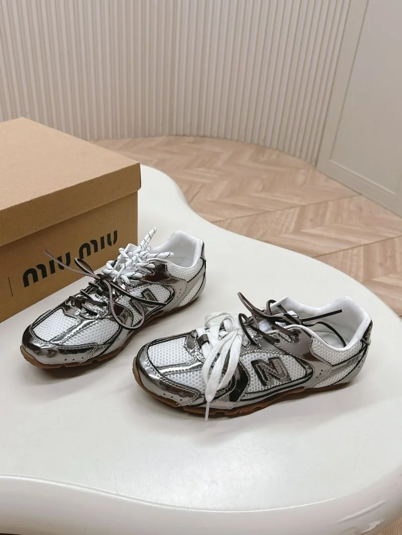 Stylish New Balance Shoes 7399