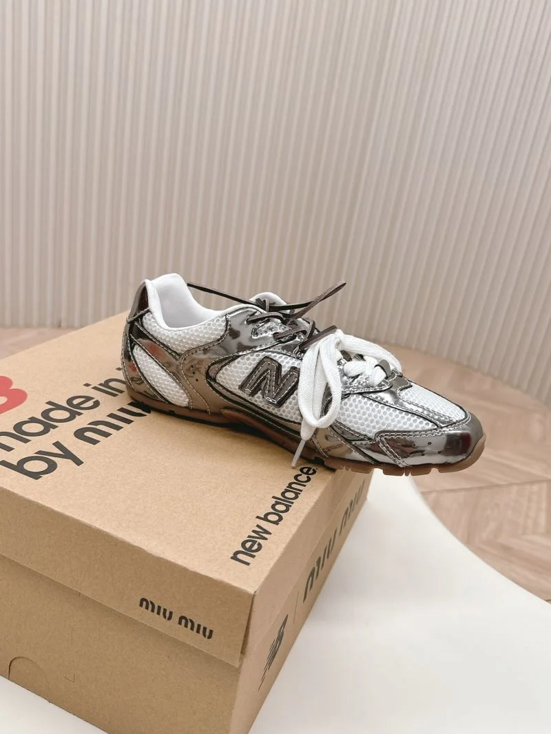 Stylish New Balance Shoes 7399