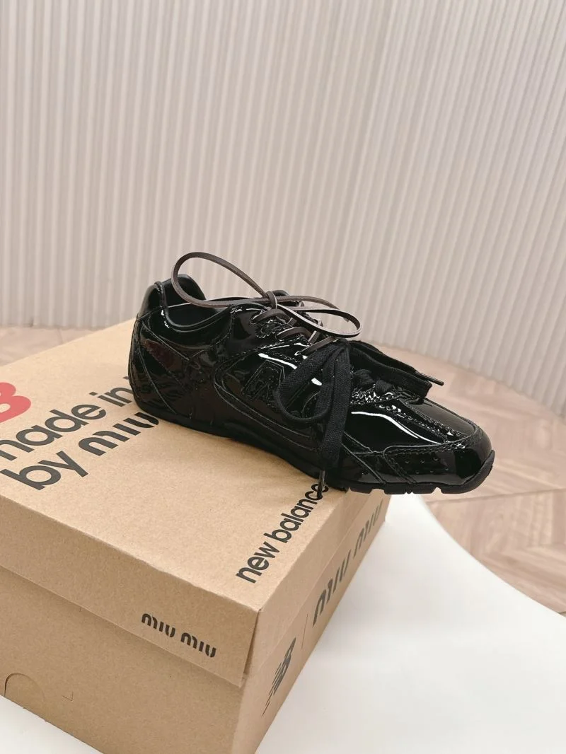 New Balance Shoes Supportive 7404