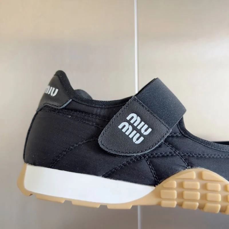 AllSeason New Balance Shoes 7390