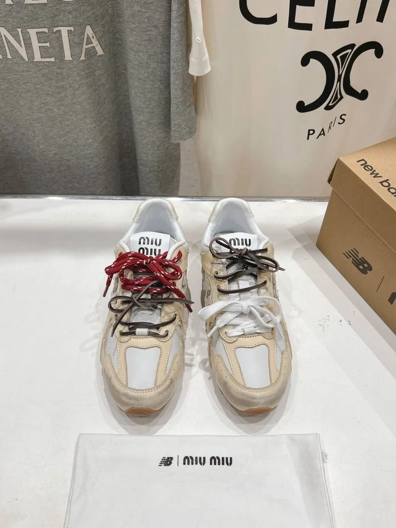 Packable New Balance Shoes 9257