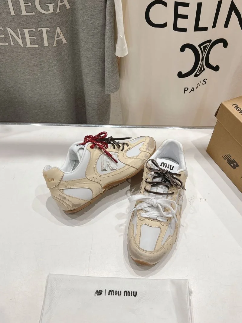 Packable New Balance Shoes 9257