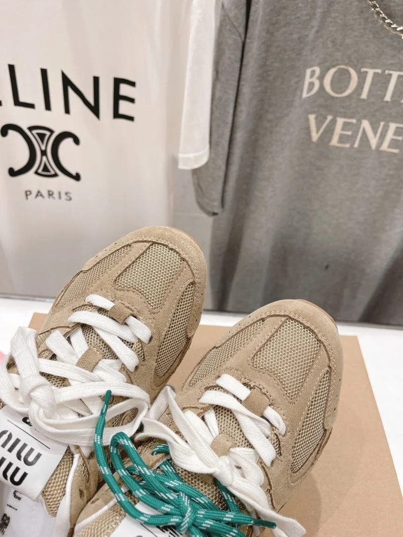 Comfortable New Balance Shoes 9270