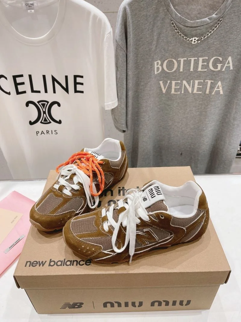 Snug New Balance Shoes 9309