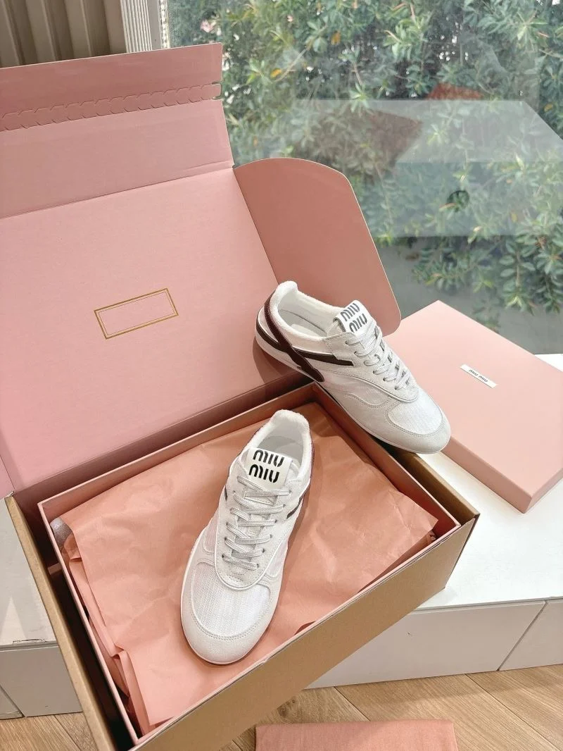 New Balance Shoes Bold 9231