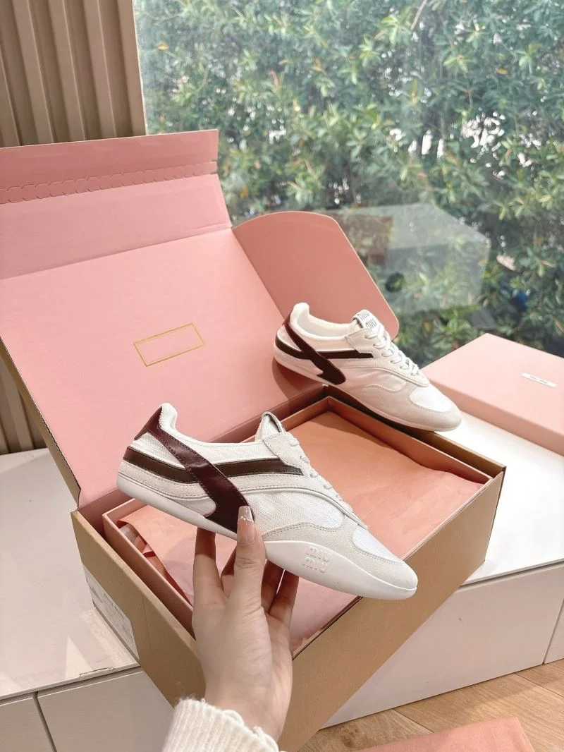 New Balance Shoes Bold 9231