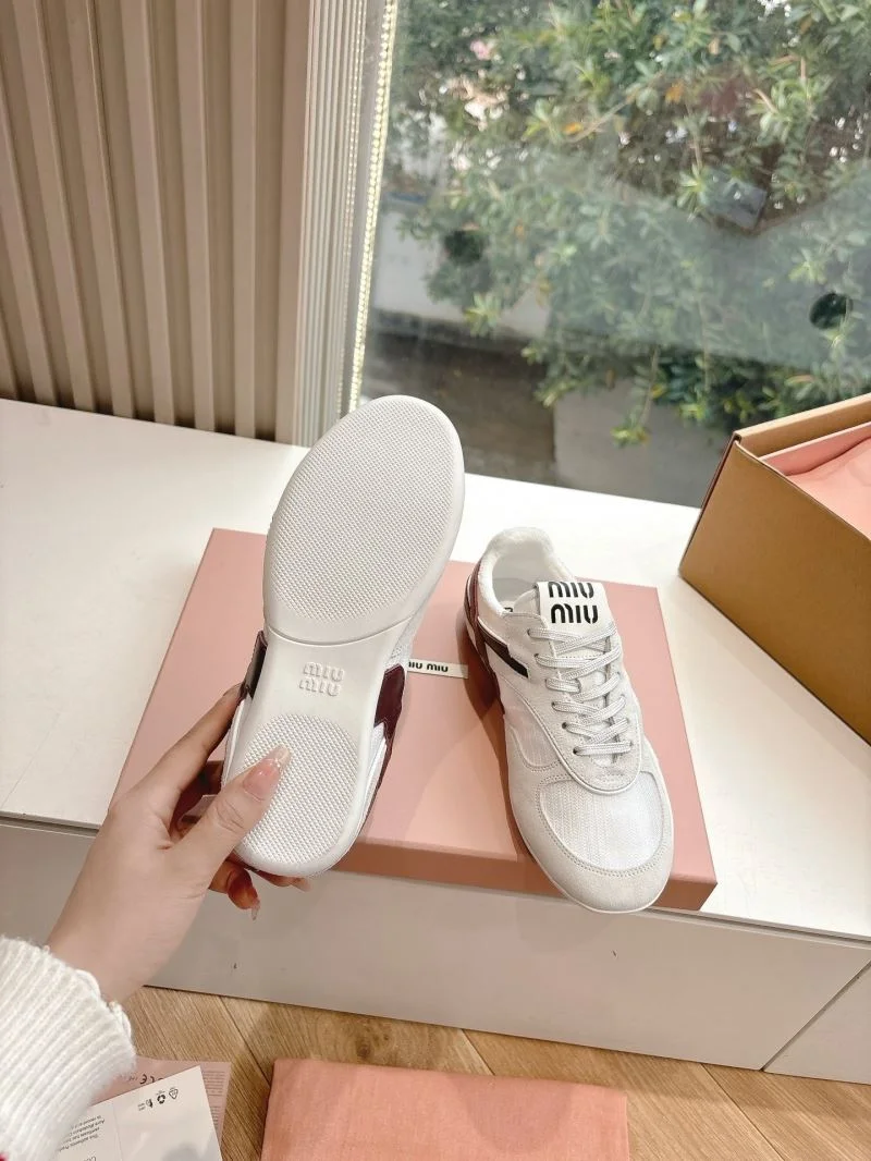 New Balance Shoes Bold 9231