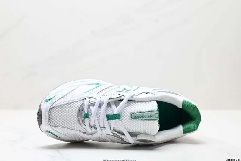 New Balance Shoes Neat 3330