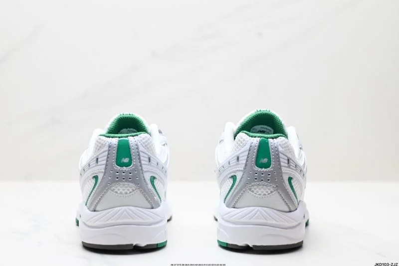 New Balance Shoes Neat 3330