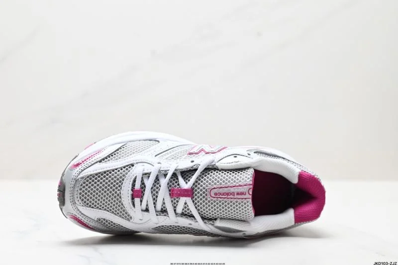 New Balance Shoes Vibrant 3332