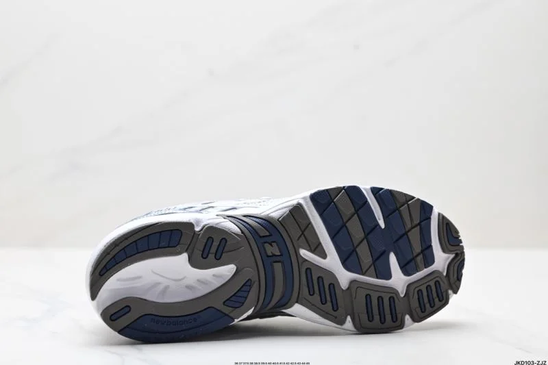 Lightweight New Balance Shoes 3327